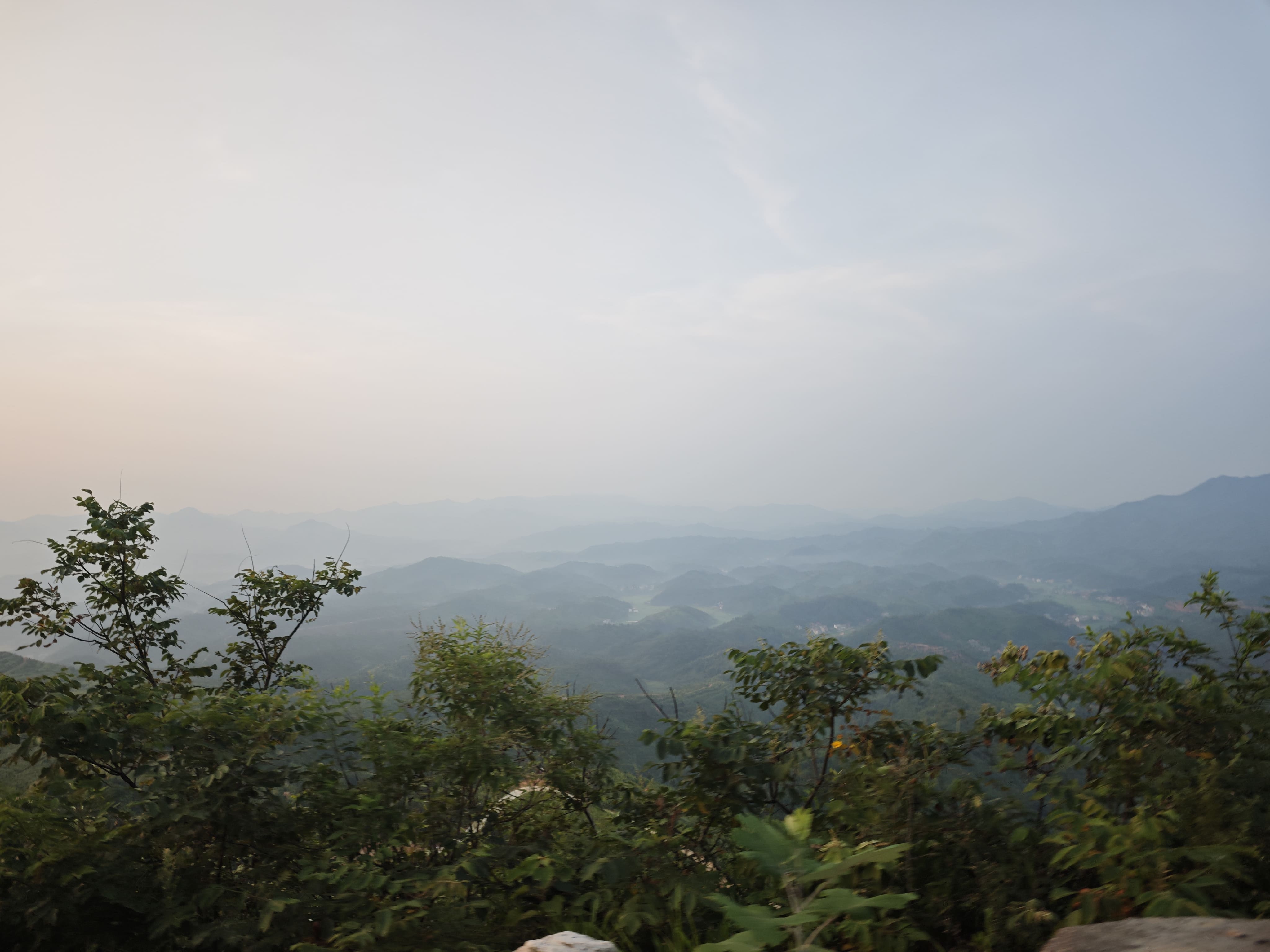 住在山里真不搓